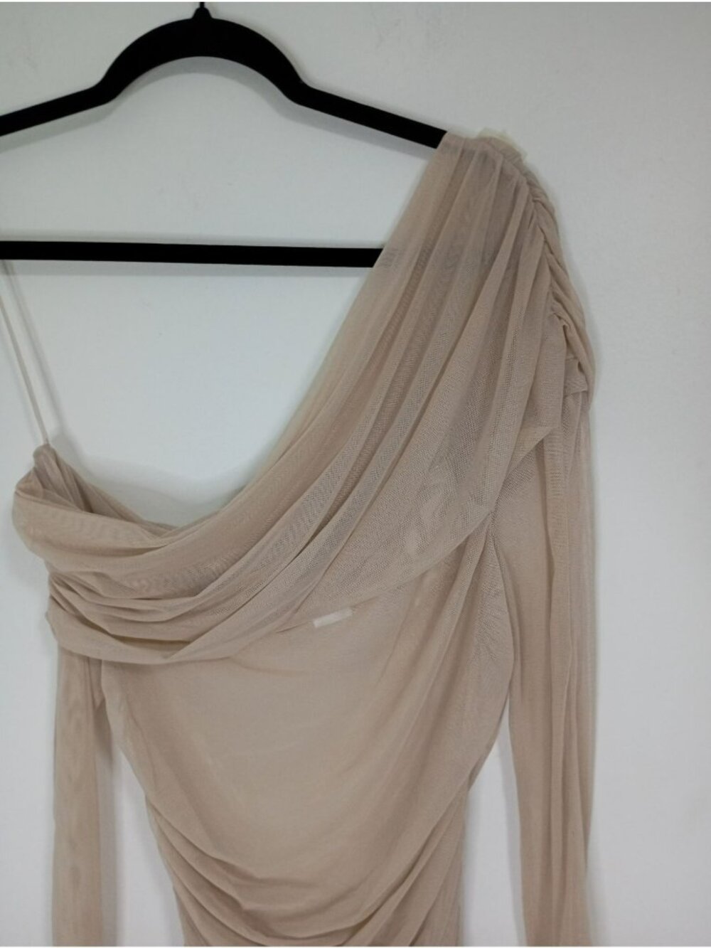 The Sei Beige Ruched One-Shoulder Long Sleeve S Casual Top Womens - Picture 4 of 9